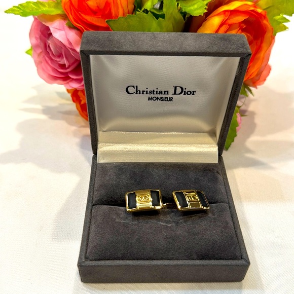 Authentic Dior gold plated cuff links with box - Picture 1 of 7